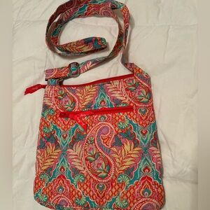 VERA BRADLEY CROSSBODY Paisley in Paradise" retired pattern